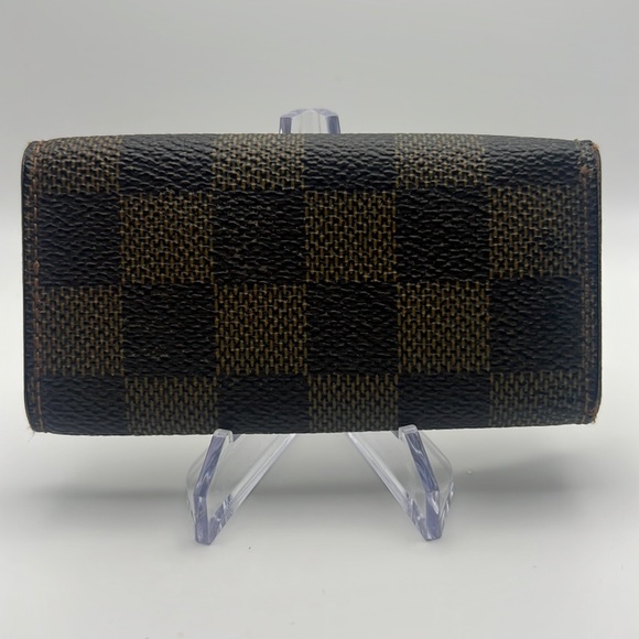 Louis Vuitton Damier Key Holder - Picture 2 of 9